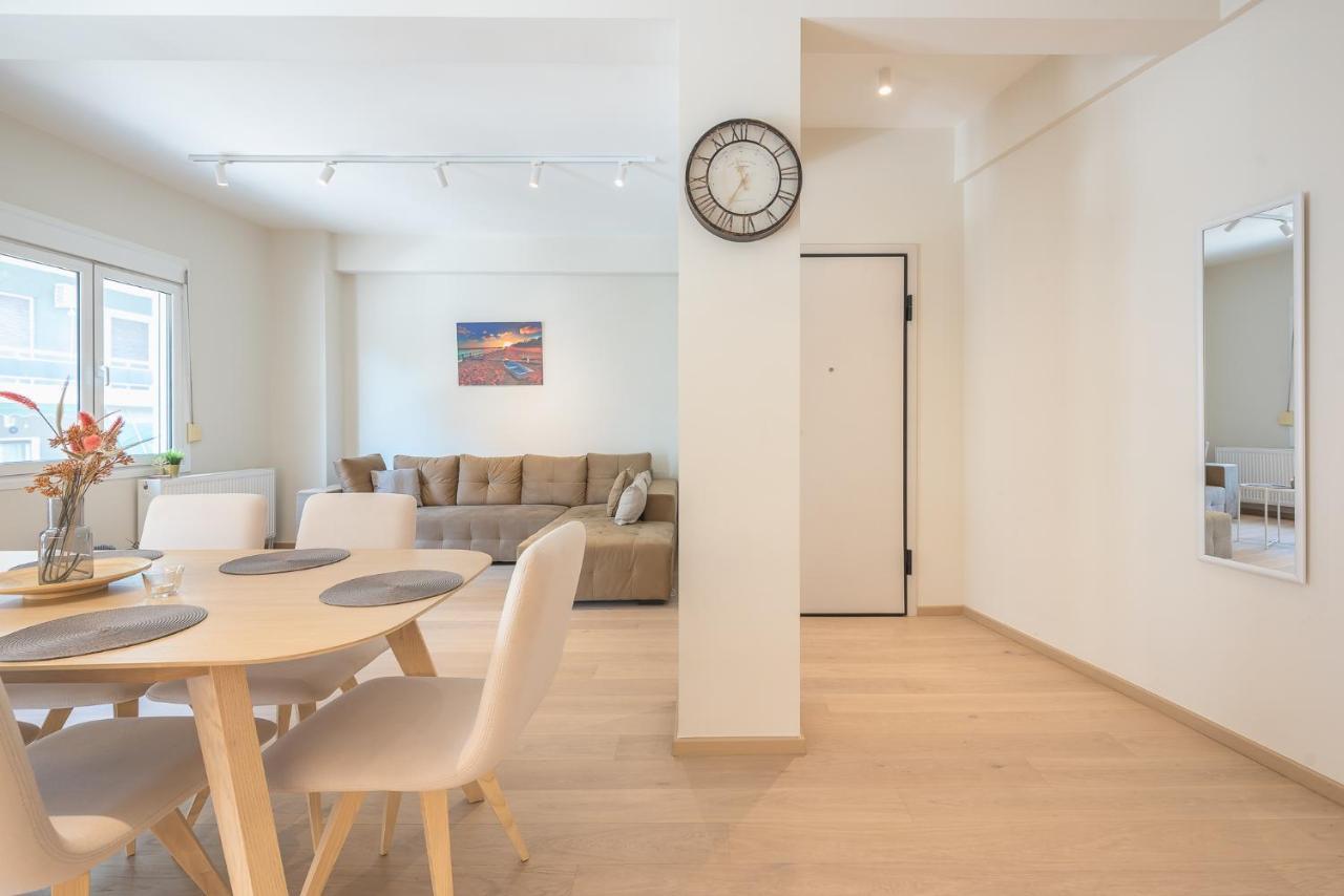 Stylish 2Bdr Apt By Acropolis أثينا المظهر الخارجي الصورة